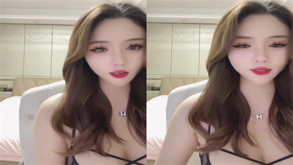 绿播顶级尤物下海首秀，痴迷观赏女神蜜穴全曝光